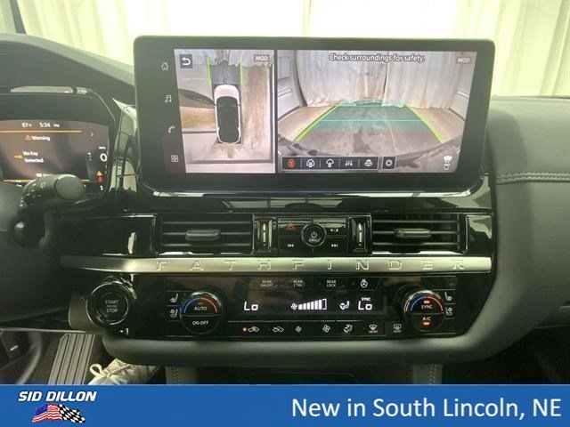 New 2026 Everest White Pearl Tricoat Nissan Platinum image 10