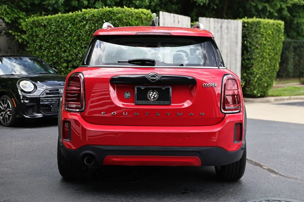 Used 2022 Chili Red MINI Signature image 10