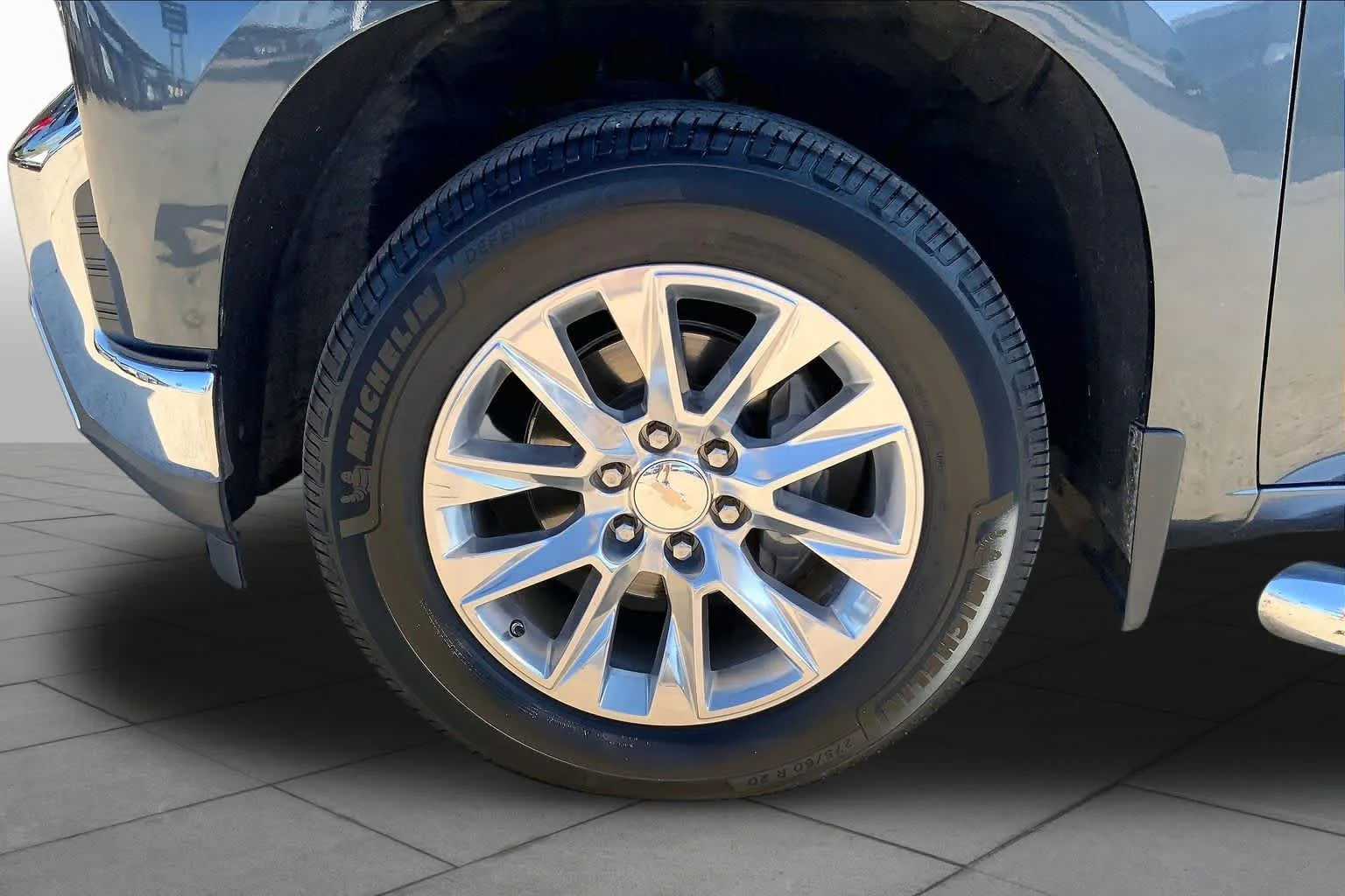 Used 2019 Shadow Gray Metallic Chevrolet LTZ image 9