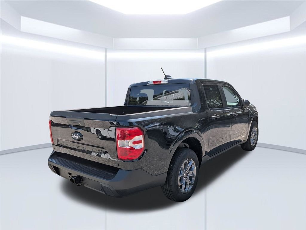 New 2026 Shadow Black Ford XLT image 7