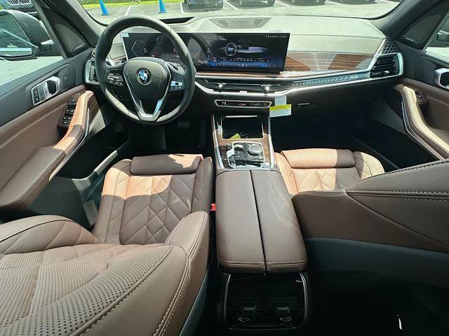New 2026 Manhattan Green Metallic BMW xDrive40i image 6