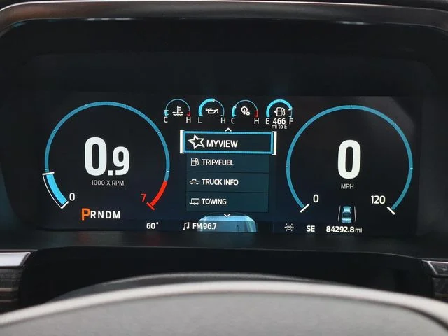 Used 2022 Red Metallic Ford Platinum image 27
