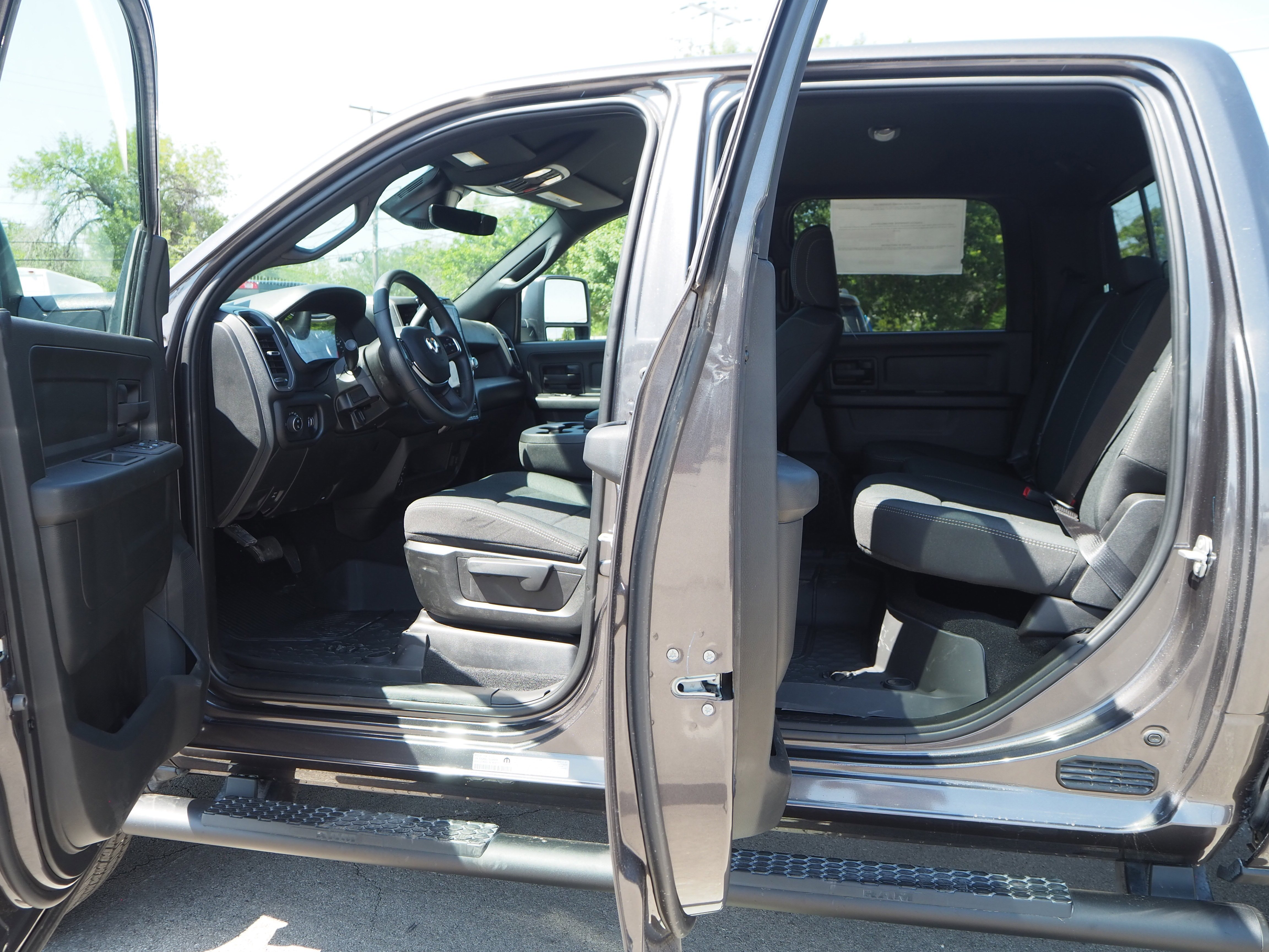 2025 RAM 2500 Tradesman - Photo 22