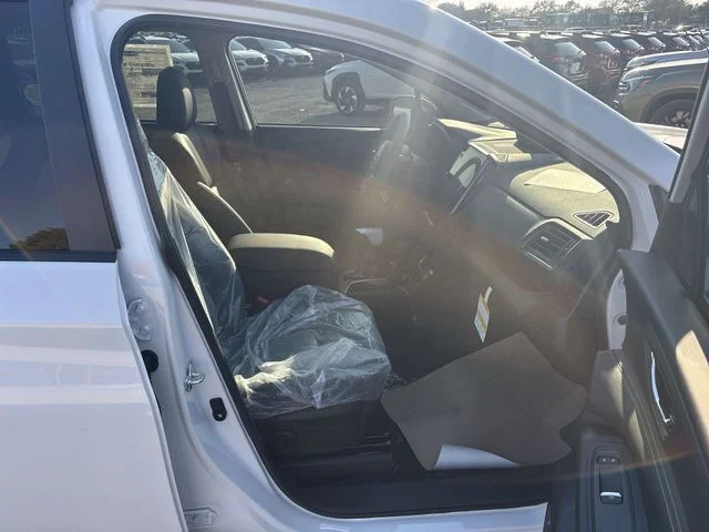 New 2026 CRYSTAL WHITE PEARL Subaru Onyx Edition Touring 7-Passenger image 26