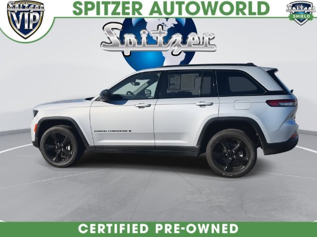 Certified Used 2023 Silver Jeep Altitude X image 11