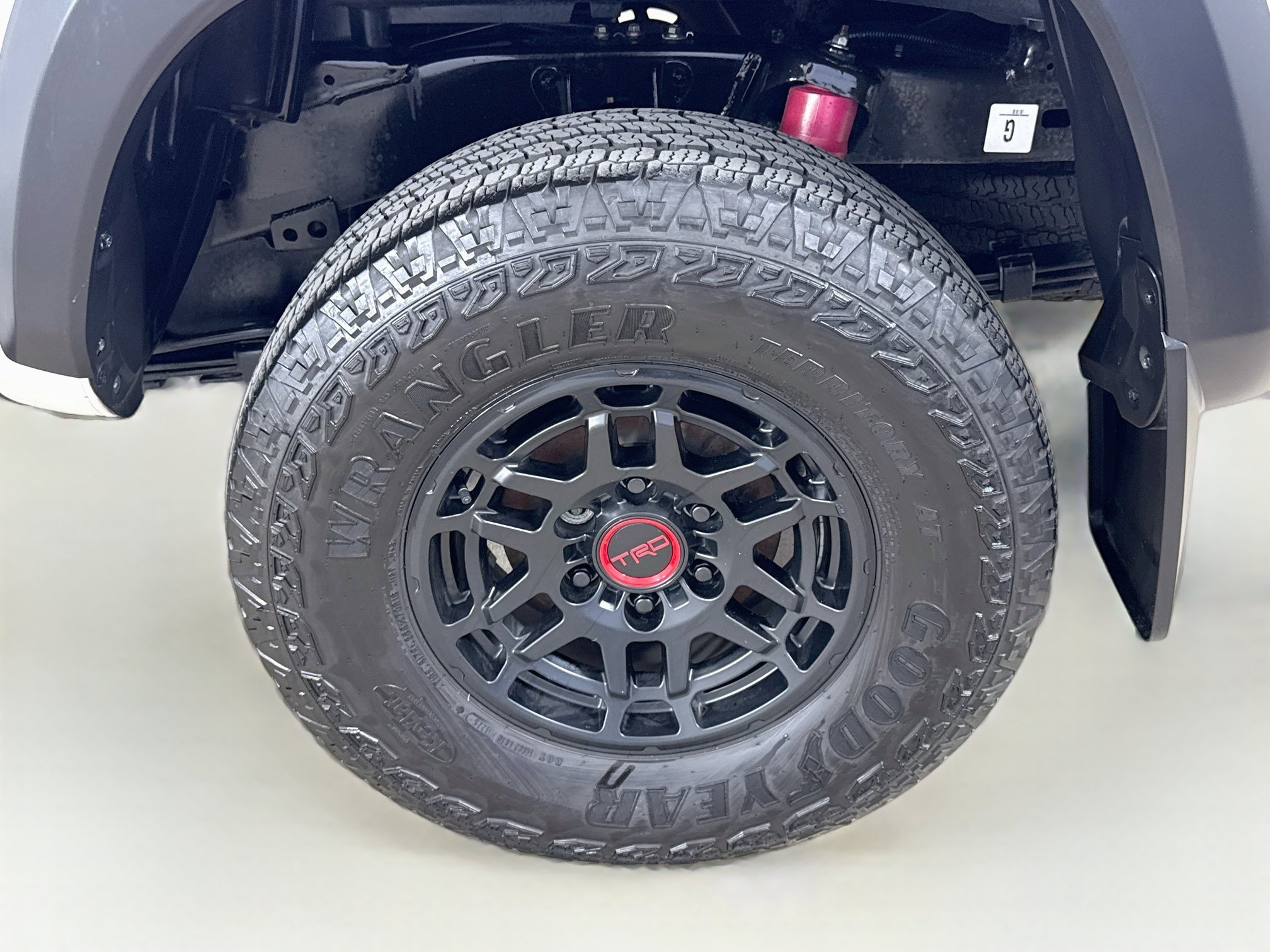 Used 2023  Toyota SR image 32