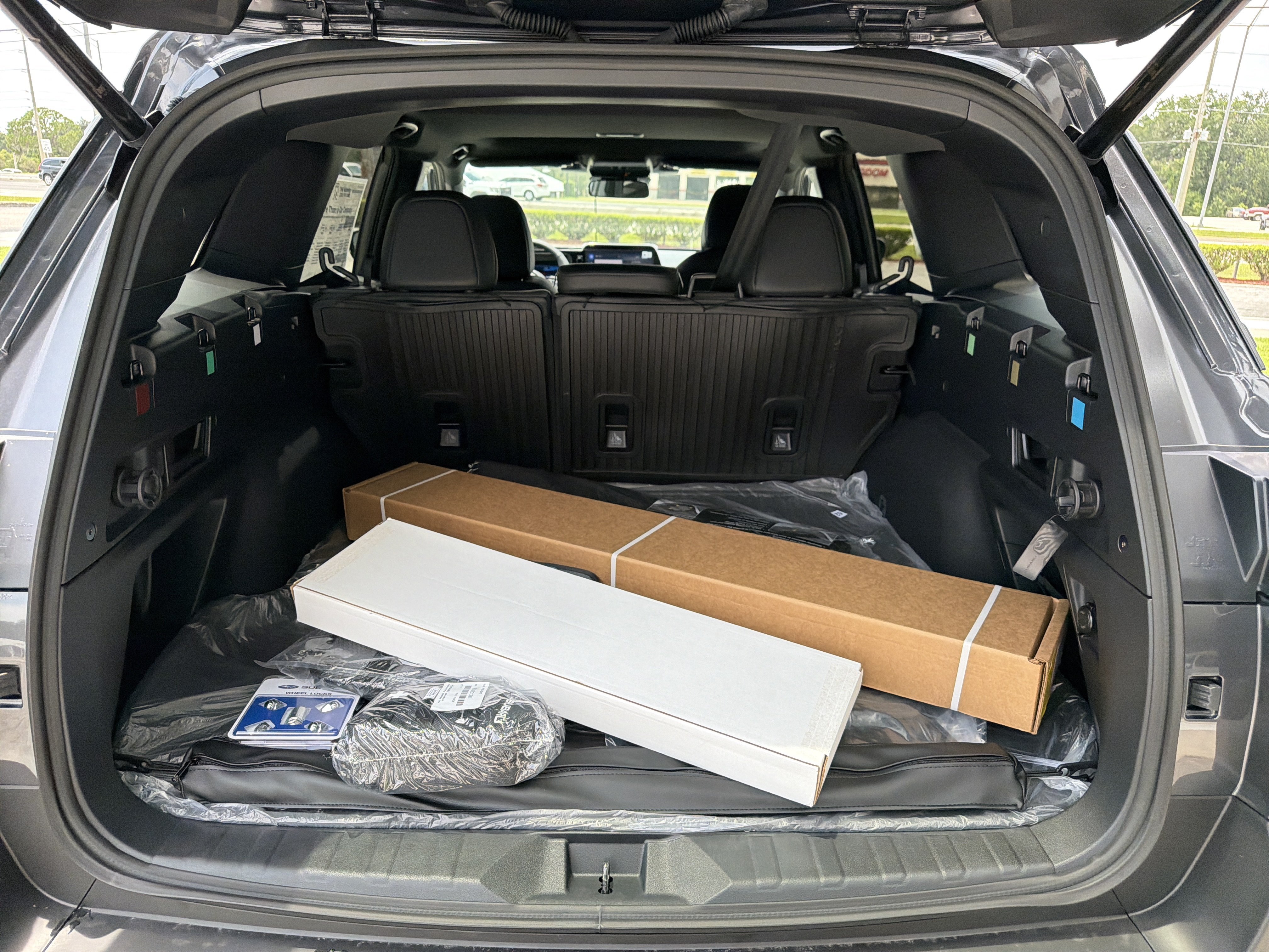 New 2026 MAGNETITE GRAY METALLIC Subaru Premium image 15
