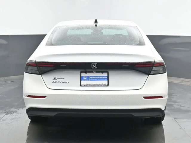 New 2026 Platinum White Pearl Honda SE image 12