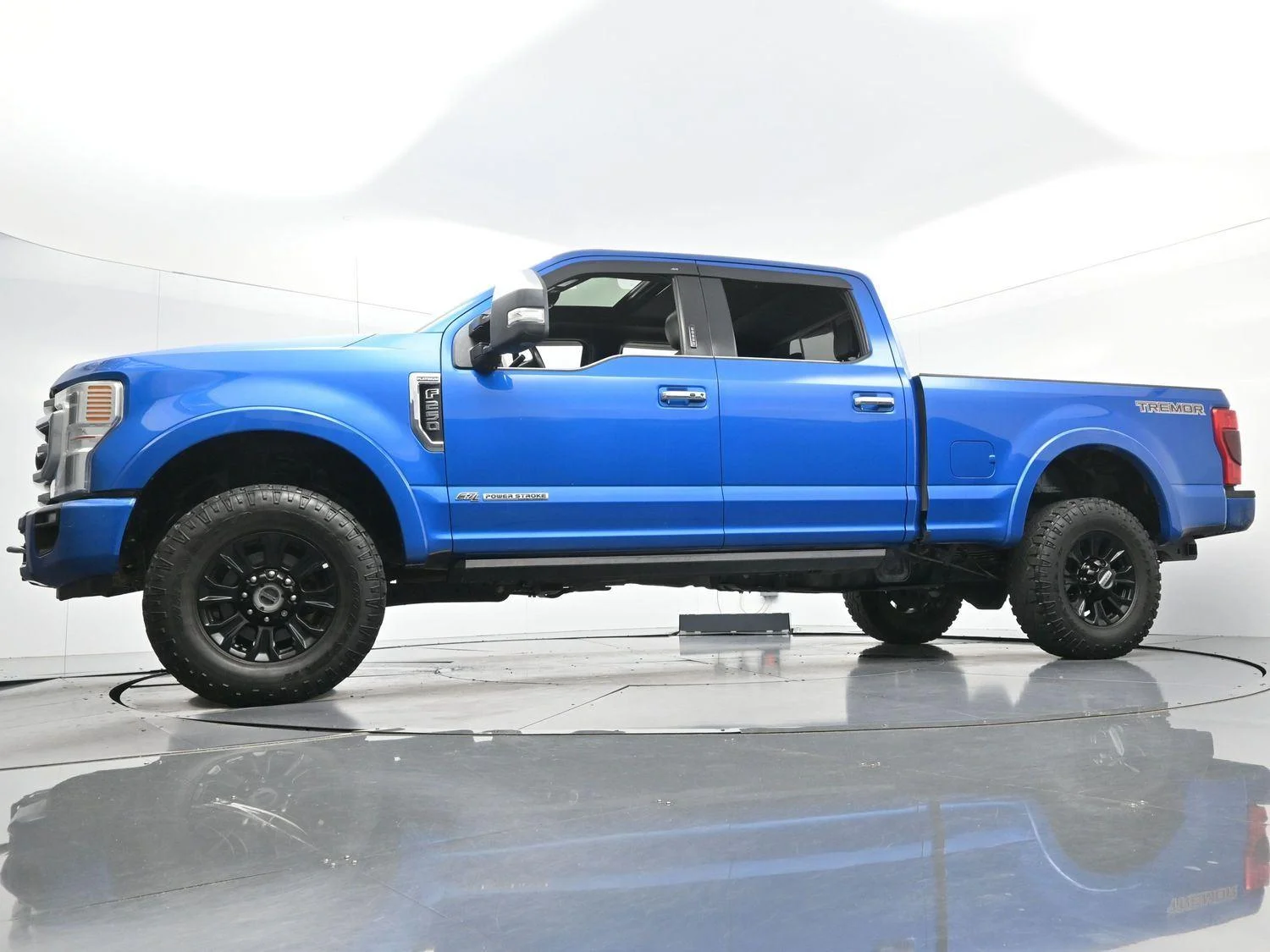 Used 2021 Velocity Blue Ford Platinum image 48
