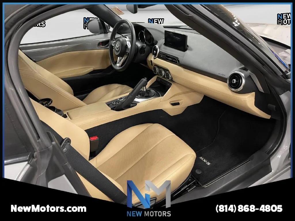 Used 2024 Aero Gray Mazda Grand Touring image 11