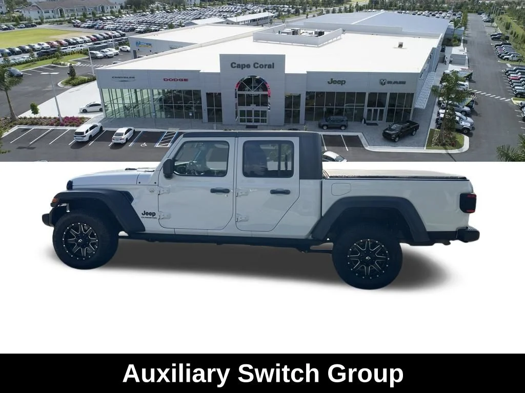 Certified Used 2020 White Jeep Sport image 11