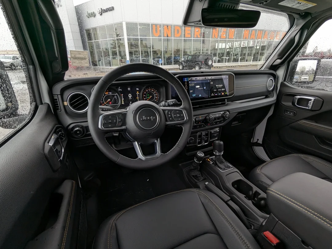 New 2025 White Jeep Sahara - - 4x4 - McKinley Leather Seats - Technology Grp - Safety Grp - Alpine Prem Audio & More! image 23