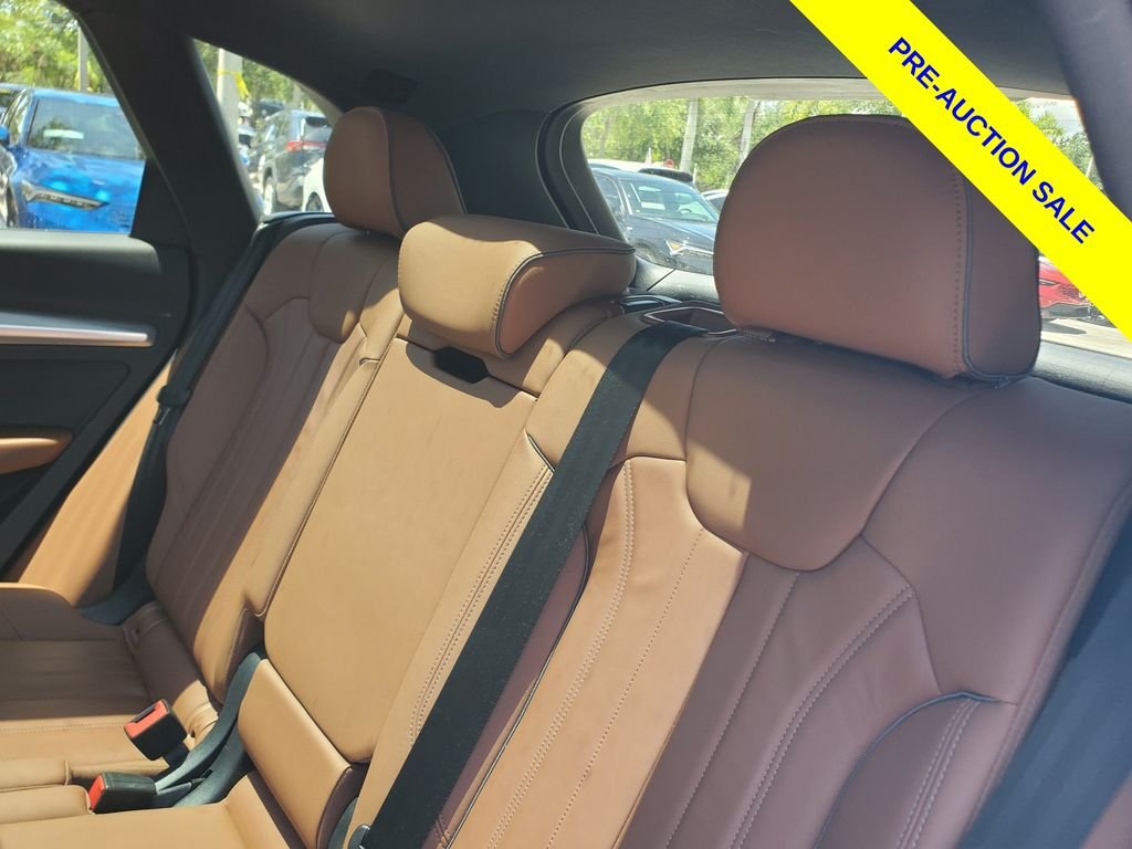 Used 2025 White Audi  image 12