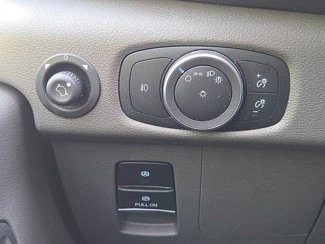 Used 2025 Oxford White Ford Base image 9