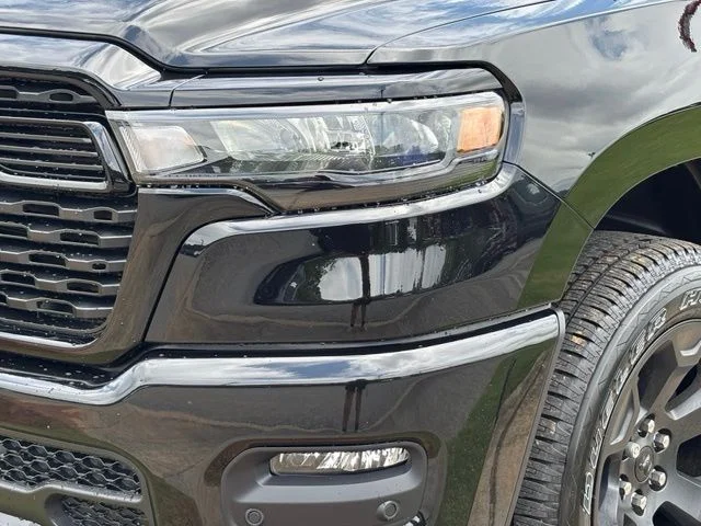New 2026 Diamond Black Crystal Pearlcoat RAM Express image 11