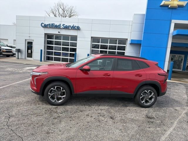 2026 Chevrolet Trax LT - Photo 4