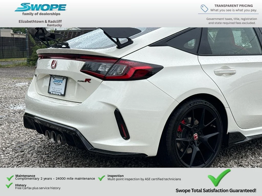 Used 2025 Championship White Honda Base image 10