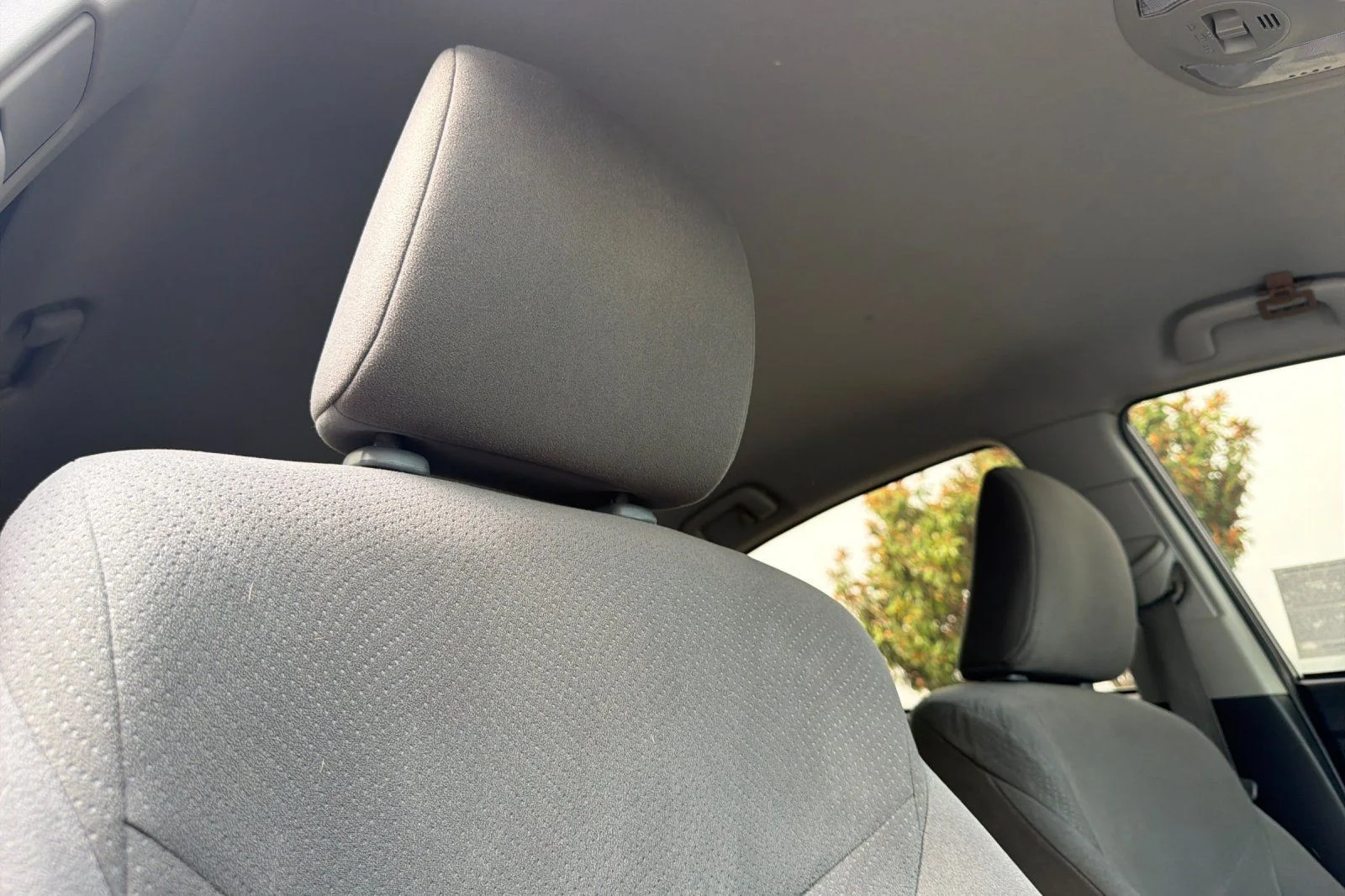 Used 2015 Red Toyota Two image 21