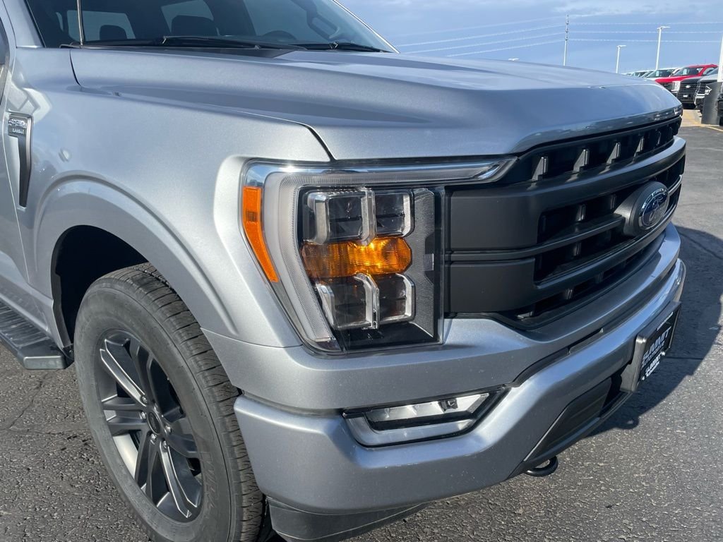 Used 2022 Silver Ford Lariat image 36