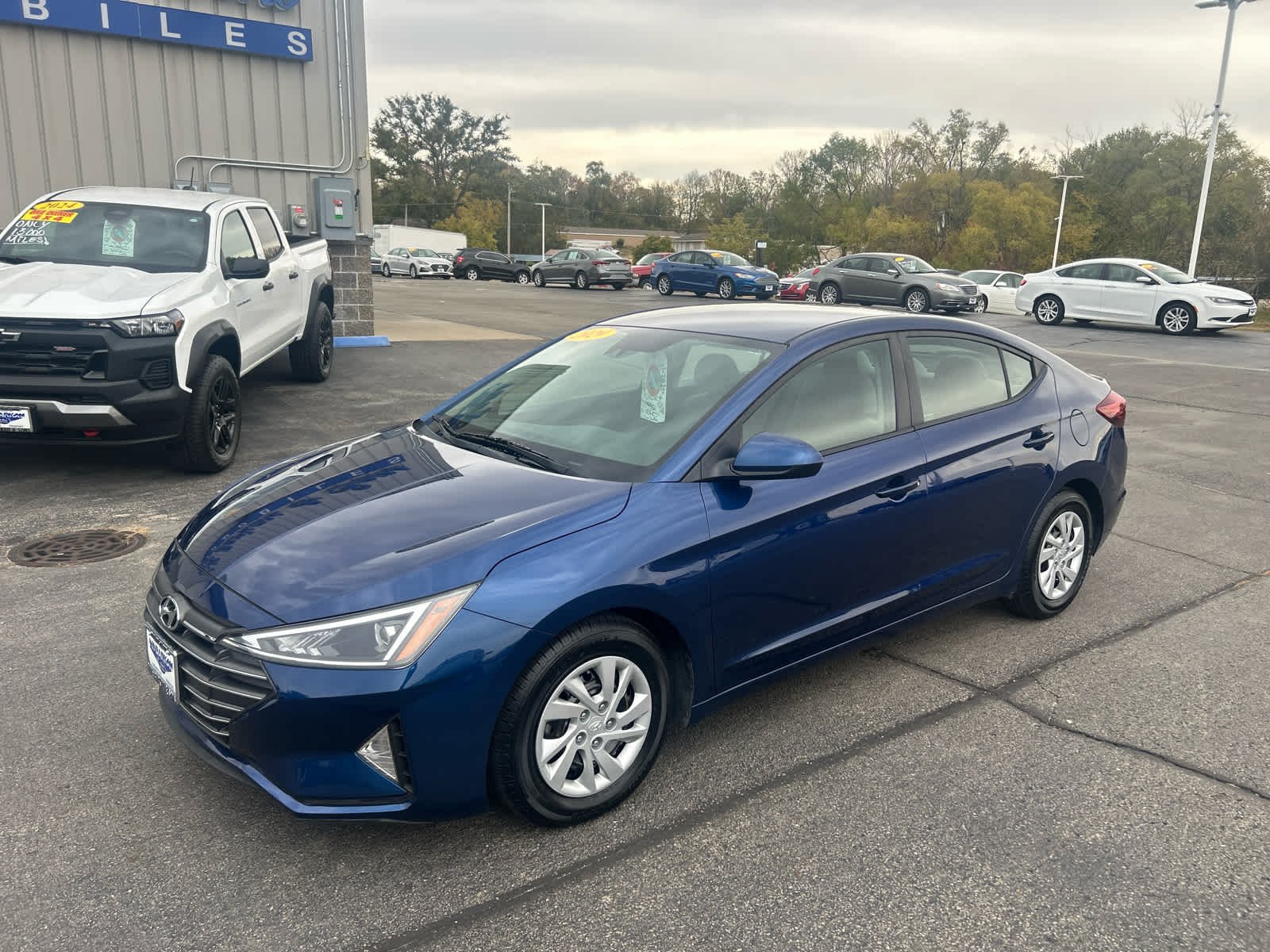 2020 Hyundai Elantra SE photo 4