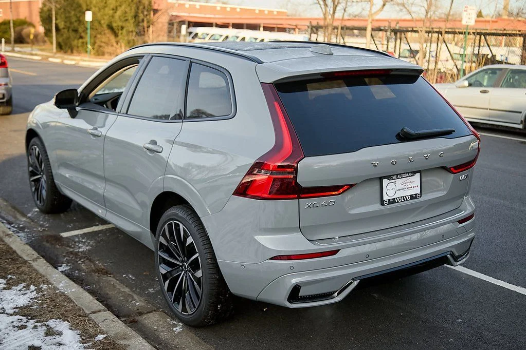 New 2026 Vapour Grey Volvo Ultra image 8