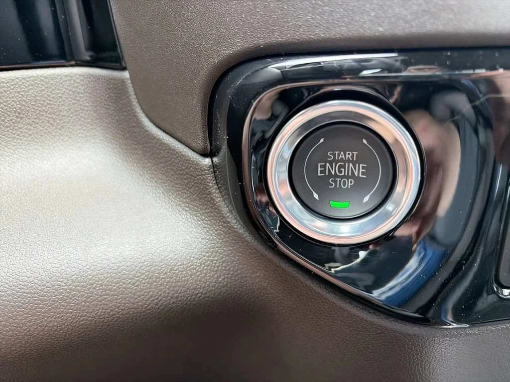 New 2026 Summit White Chevrolet LT image 25