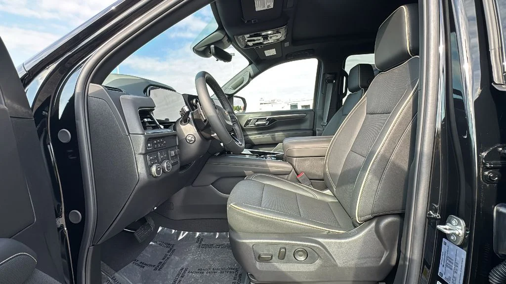 2026 Chevrolet Suburban Premier - Photo 6