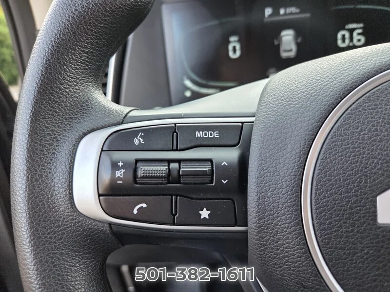 Used 2025 Steel Gray KIA LX FWD image 24