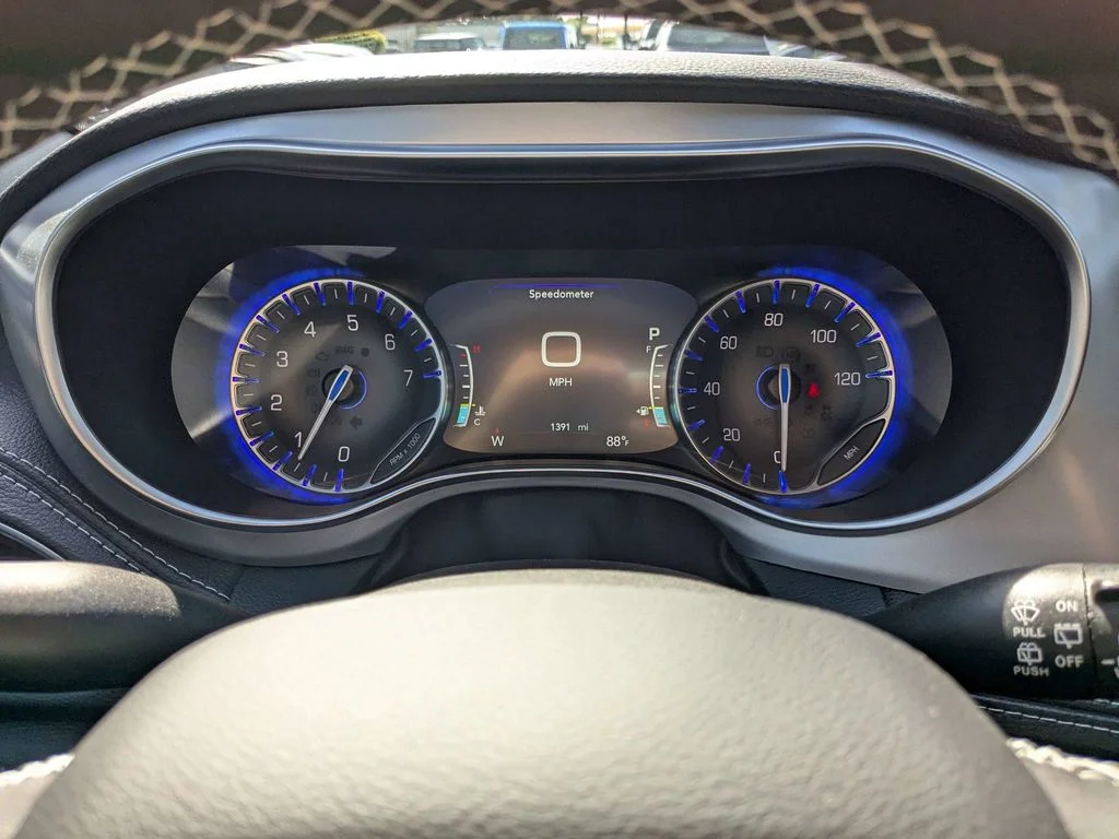 2026 Chrysler Pacifica Limited - Photo 30