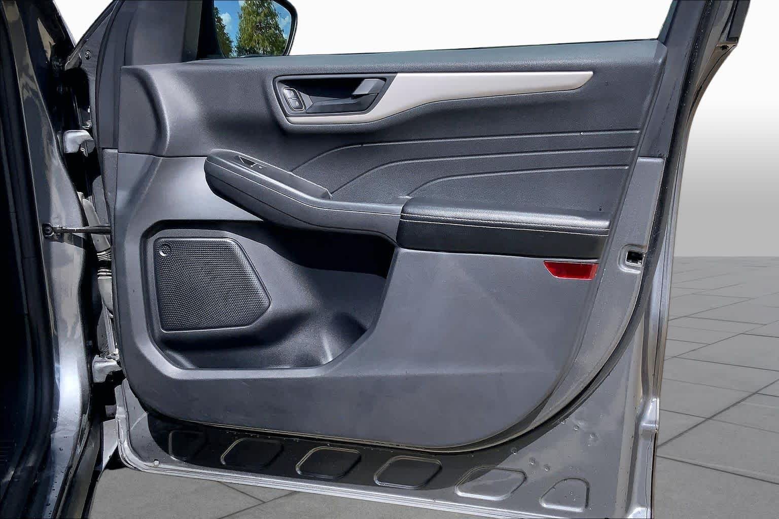 Used 2022 Carbonized Gray Ford SE image 23