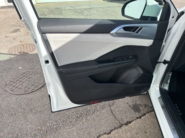 New 2026 Pure White Volkswagen 1.5T SE image 15