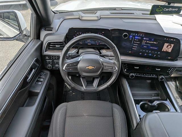 2025 Chevrolet Suburban LS - Photo 41
