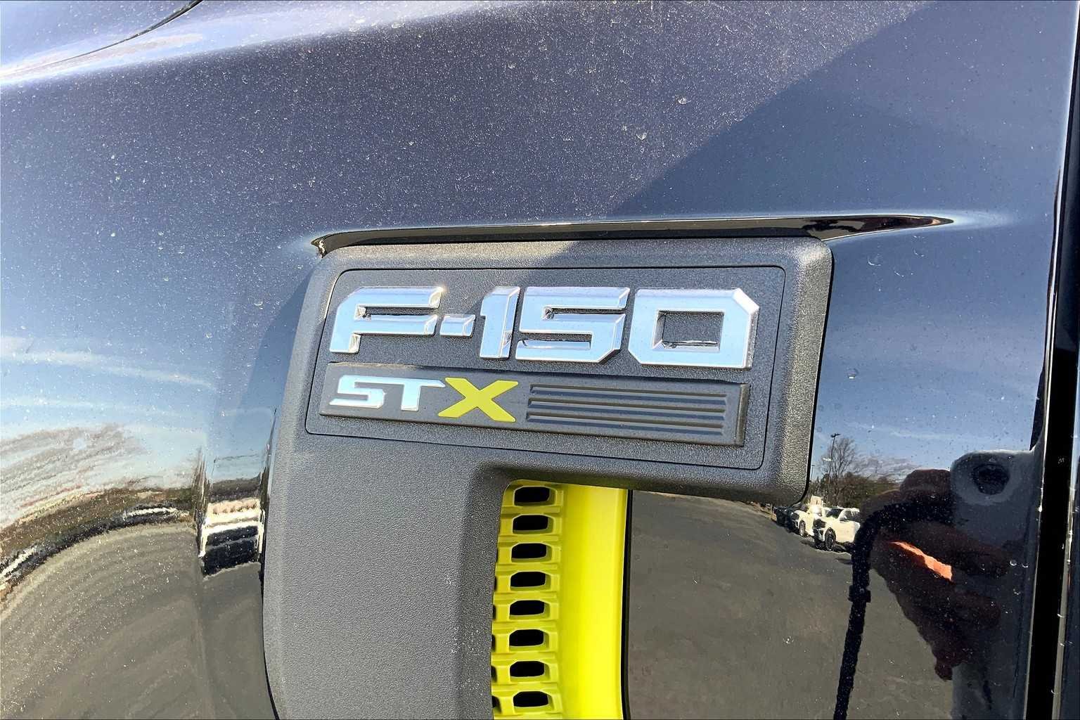 2025 Ford F-150 STX - Photo 15