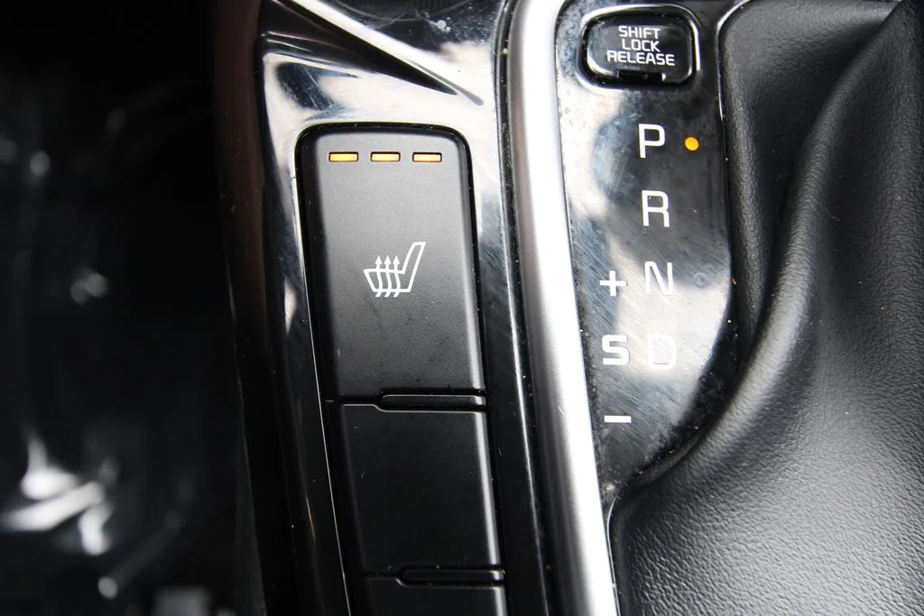 Used 2023 Orange Kia S image 12
