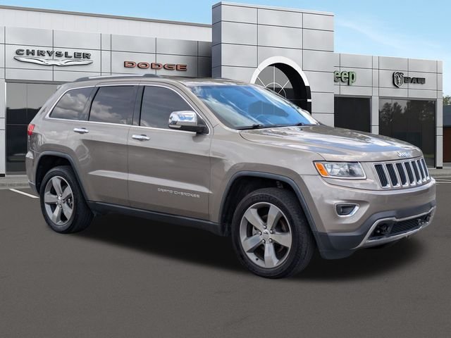 Used 2016 Beige Jeep Limited image 2
