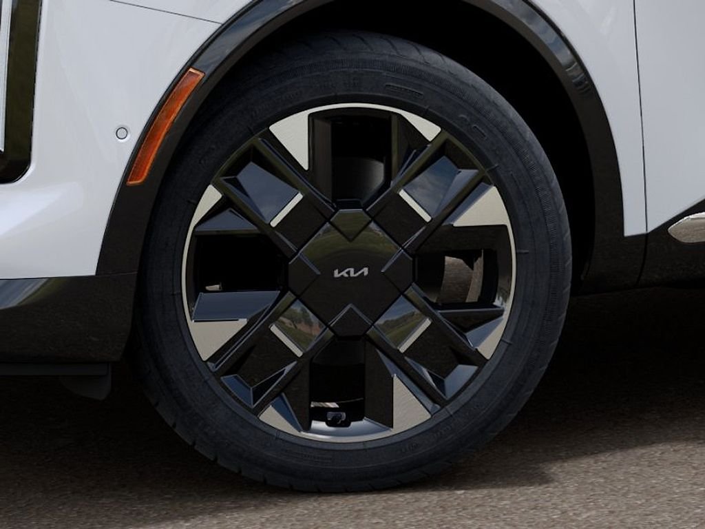 New 2026 Glacial White Kia SX Prestige image 9