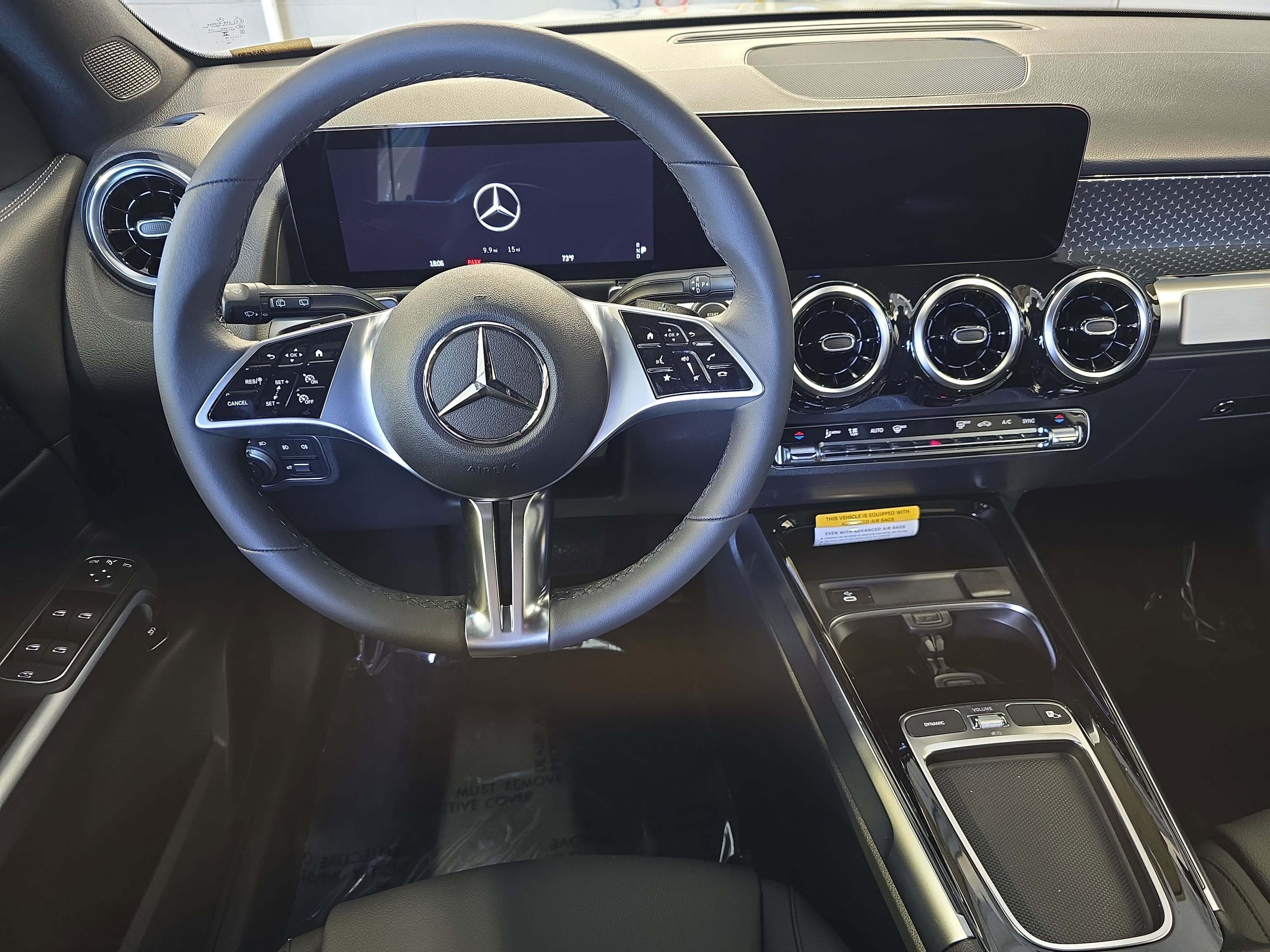 New 2026 Polar White Mercedes-Benz GLB250 image 17