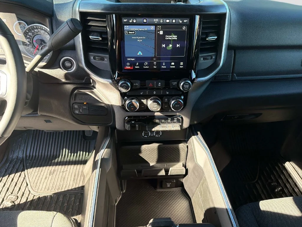 Used 2024 White Ram Big Horn image 27
