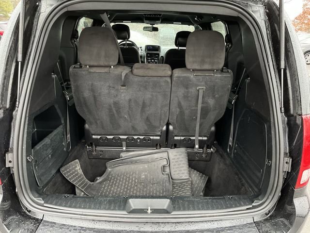 Used 2016  Dodge SE Plus image 19