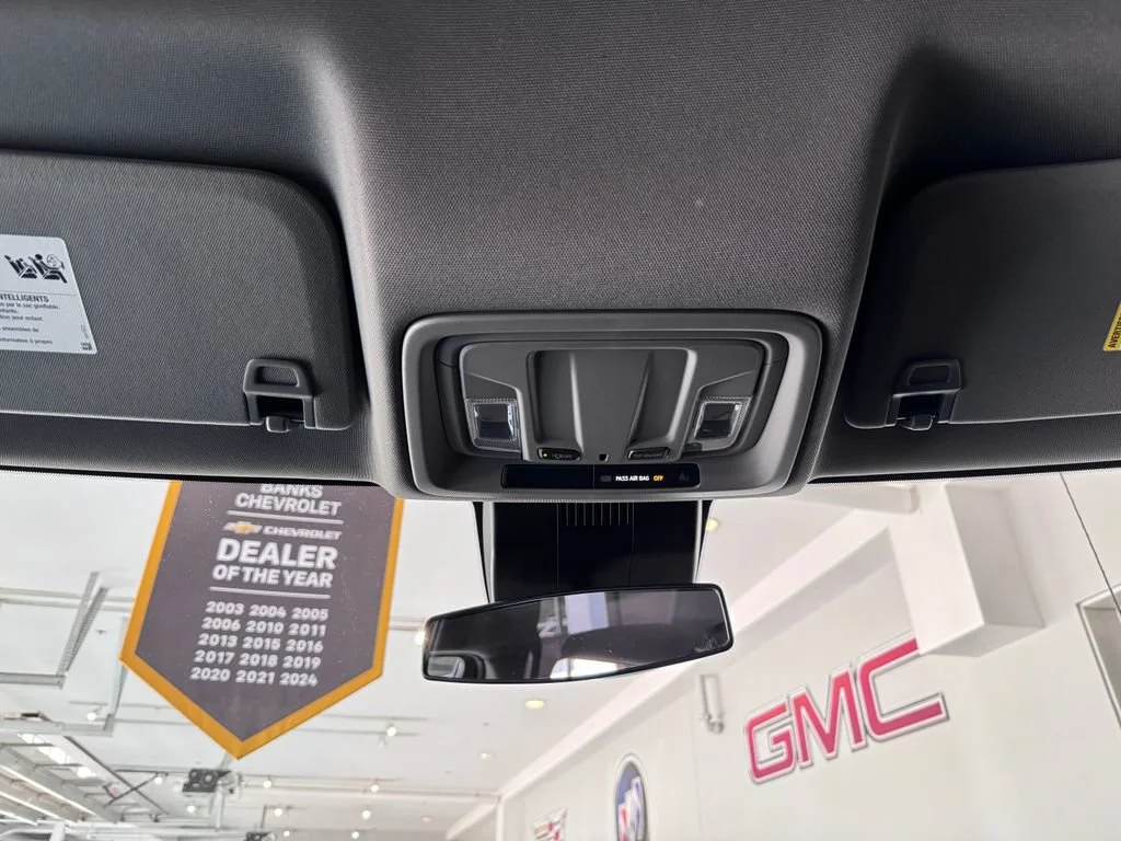 Used 2023 Pacific Blue Metallic GMC Pro image 24