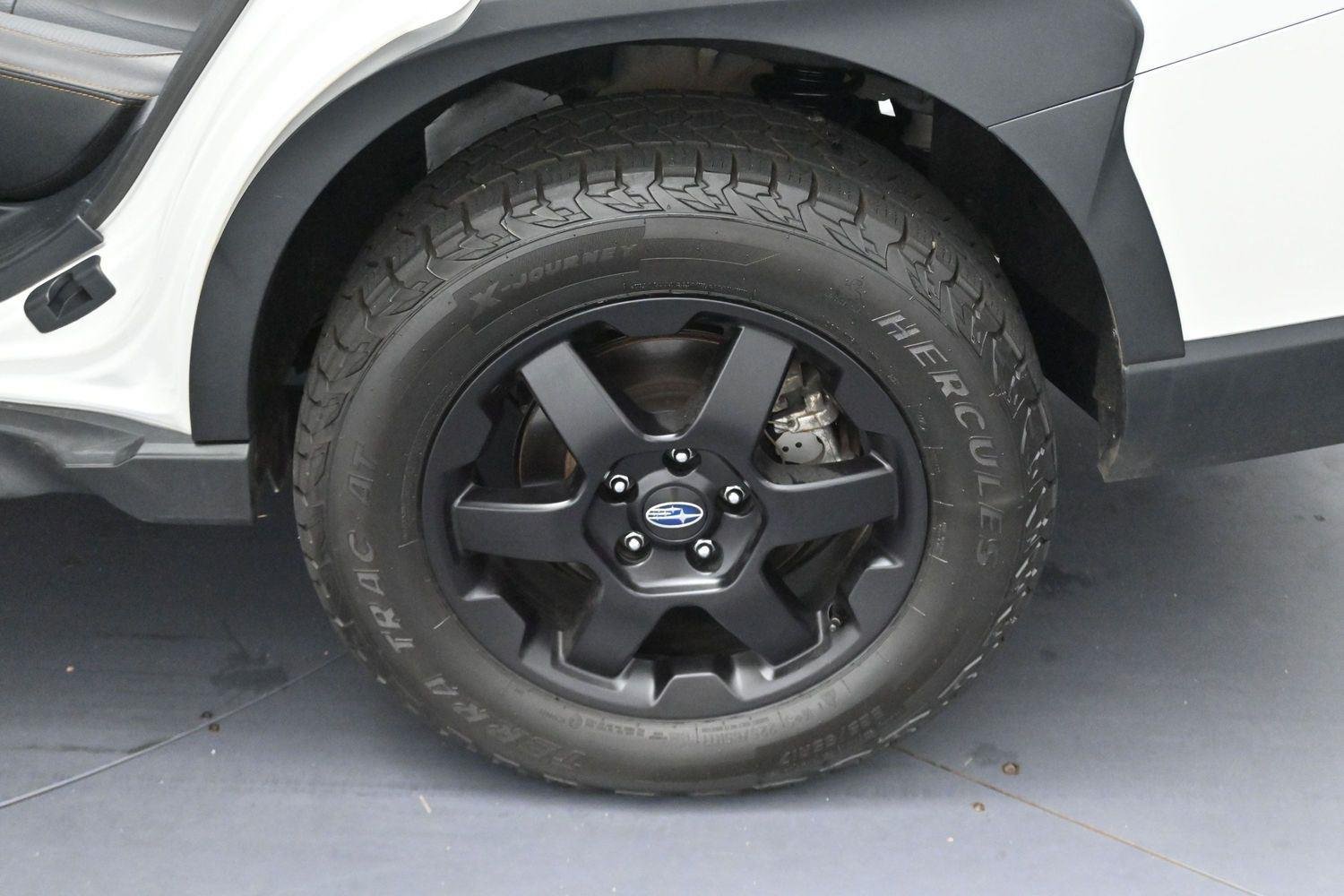 Used 2024 Crystal White Pearl Subaru Wilderness image 29