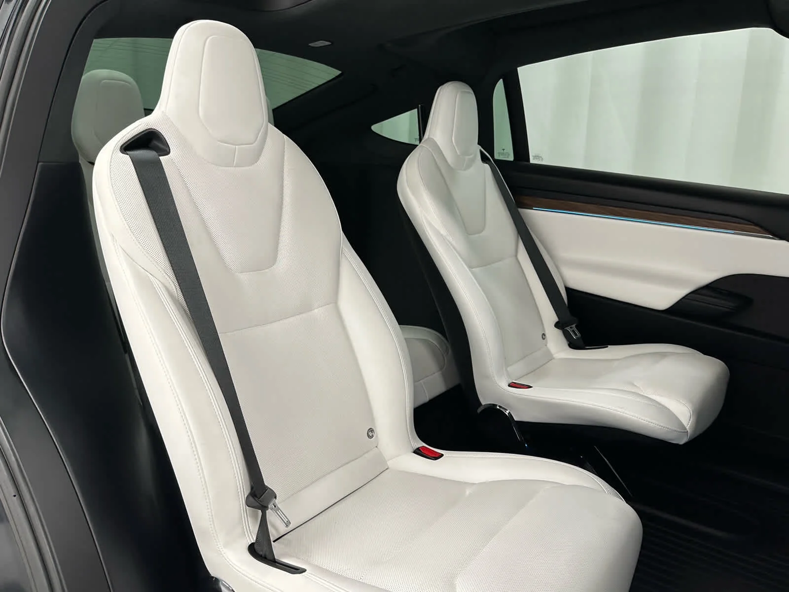 Used 2026 Stealth Grey Tesla  image 23