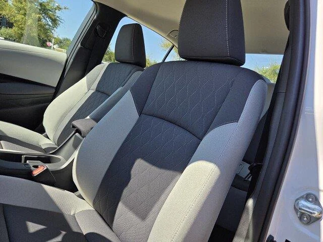 Used 2026 Ice Cap Toyota LE image 10