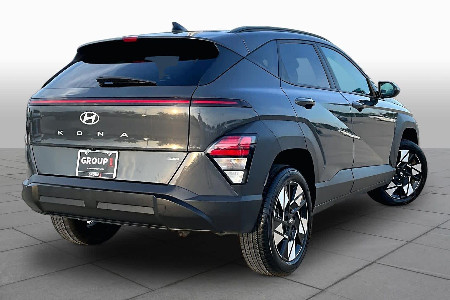 Used 2024 Ecotronic Gray Pearl Hyundai SEL image 12
