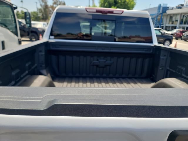 New 2026 Summit White Chevrolet ZR2 image 7