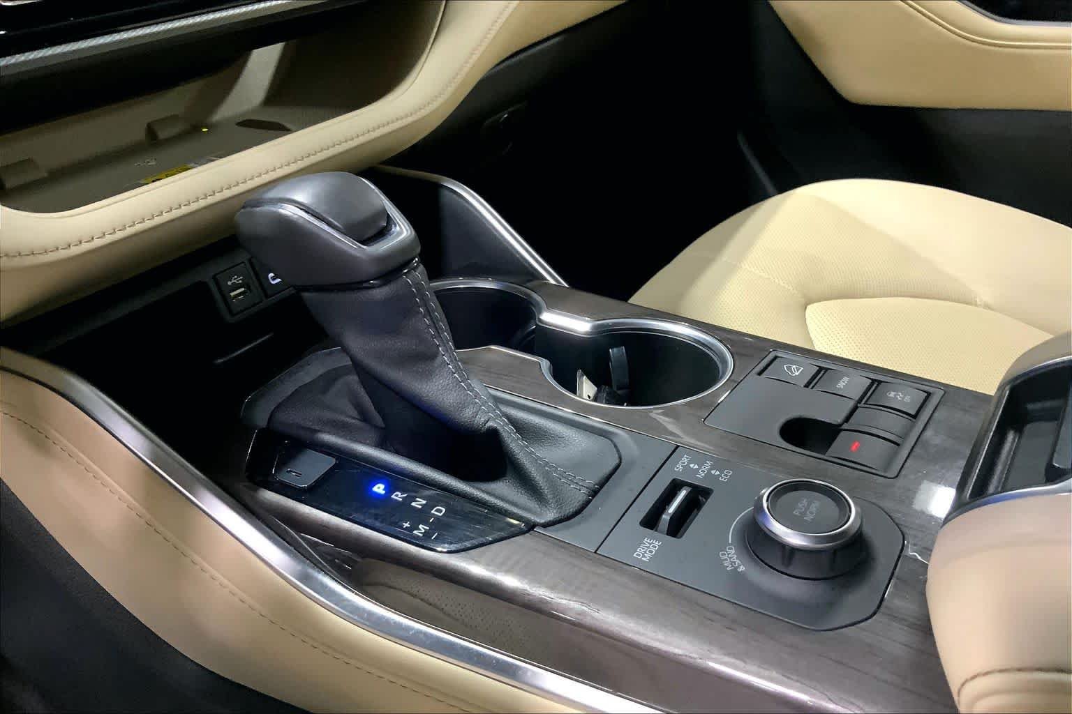 Used 2023 Midnight Black Metallic Toyota Platinum image 17