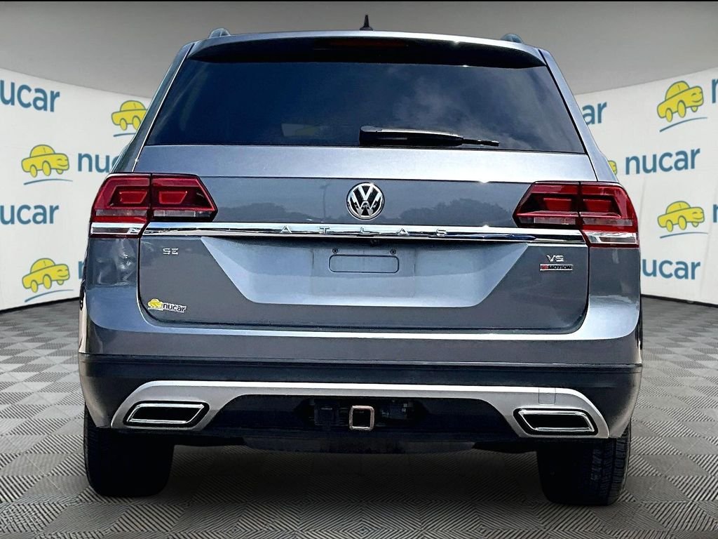 Used 2020 Gray Volkswagen 3.6L V6 SE image 5