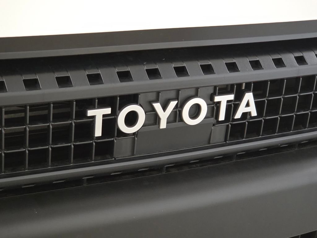 Used 2024 White Toyota 1958 image 14
