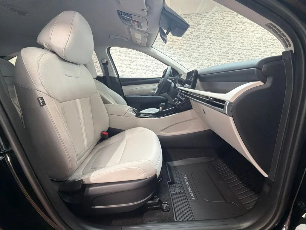 New 2026 Phantom Black Hyundai SEL image 11