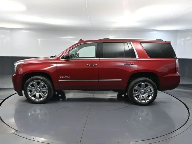 Used 2017 Red GMC Denali image 11